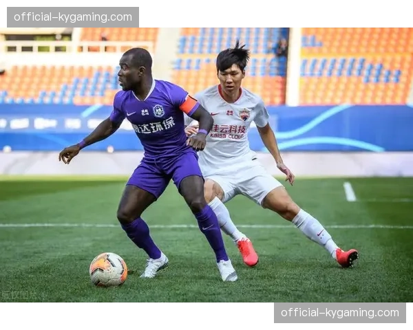 通讯:一座城市的足球记忆——随队记录特鲁瓦的保级生死战 通讯:一座城市的足球记忆——随队记录特鲁瓦的保级生死战