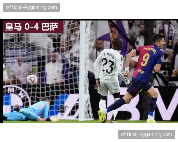 评论:拜仁暴露中场控制力下降,次回合客战巴萨前景堪忧 评论:拜仁暴露中场控制力下降,次回合客战巴萨前景堪忧