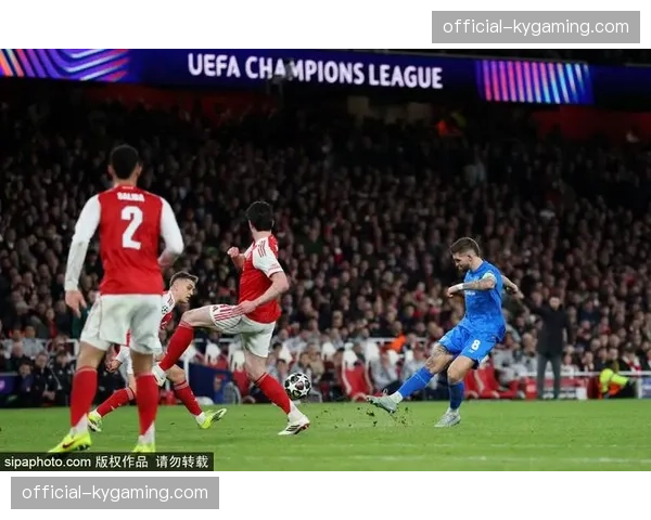 阿森纳主场1-2爆冷负于伯恩茅斯，争冠悬念再起